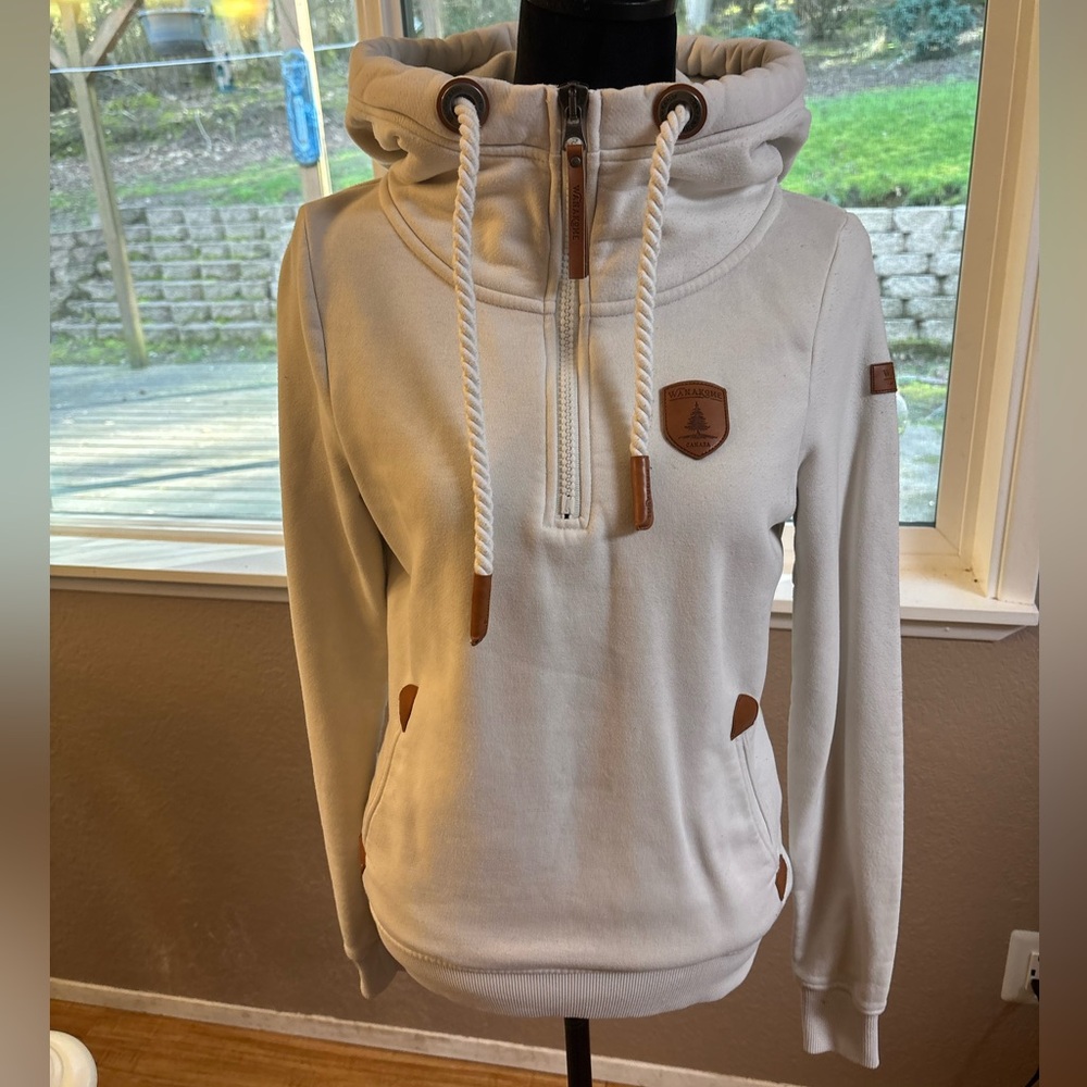 Wanakome Hooded Sweatshirt